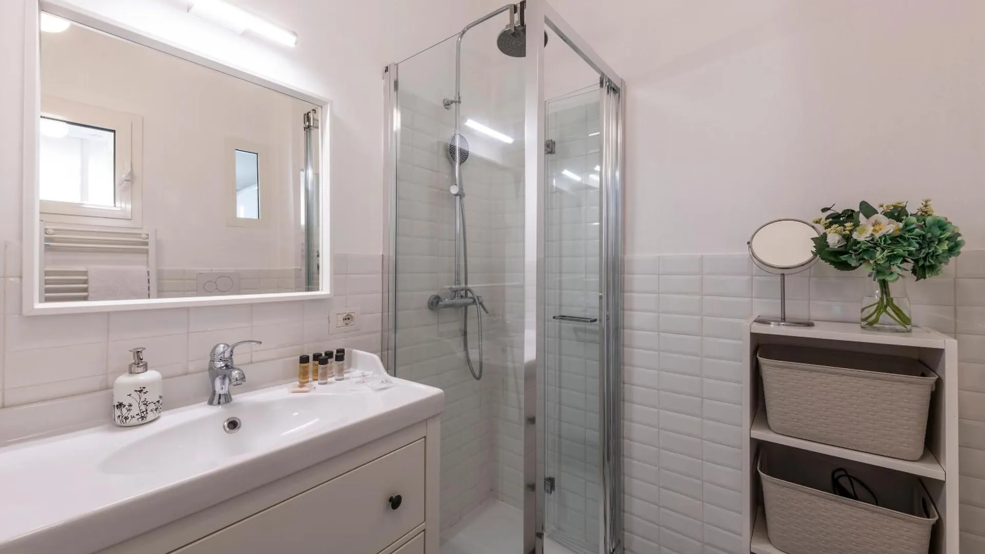 Pomponazzi, 4 Bilocale In Zona Bocconi Navigli Apartment Milan