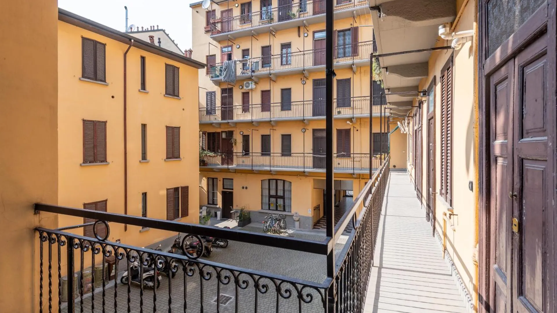 Pomponazzi, 4 Bilocale In Zona Bocconi Navigli Apartment Milan Italy